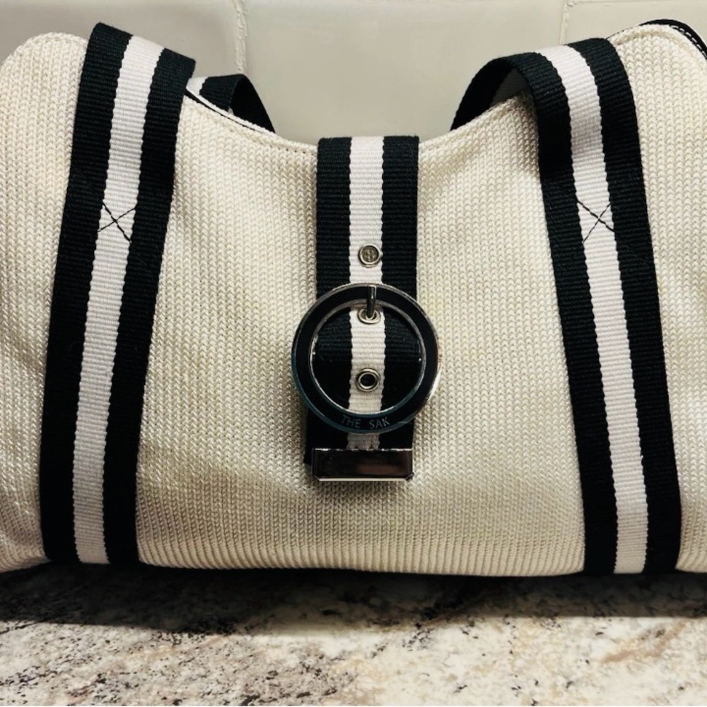 VINTAGE Y2K THE SAK Hand Crochet Shoulder Bag/Purse in Black & White